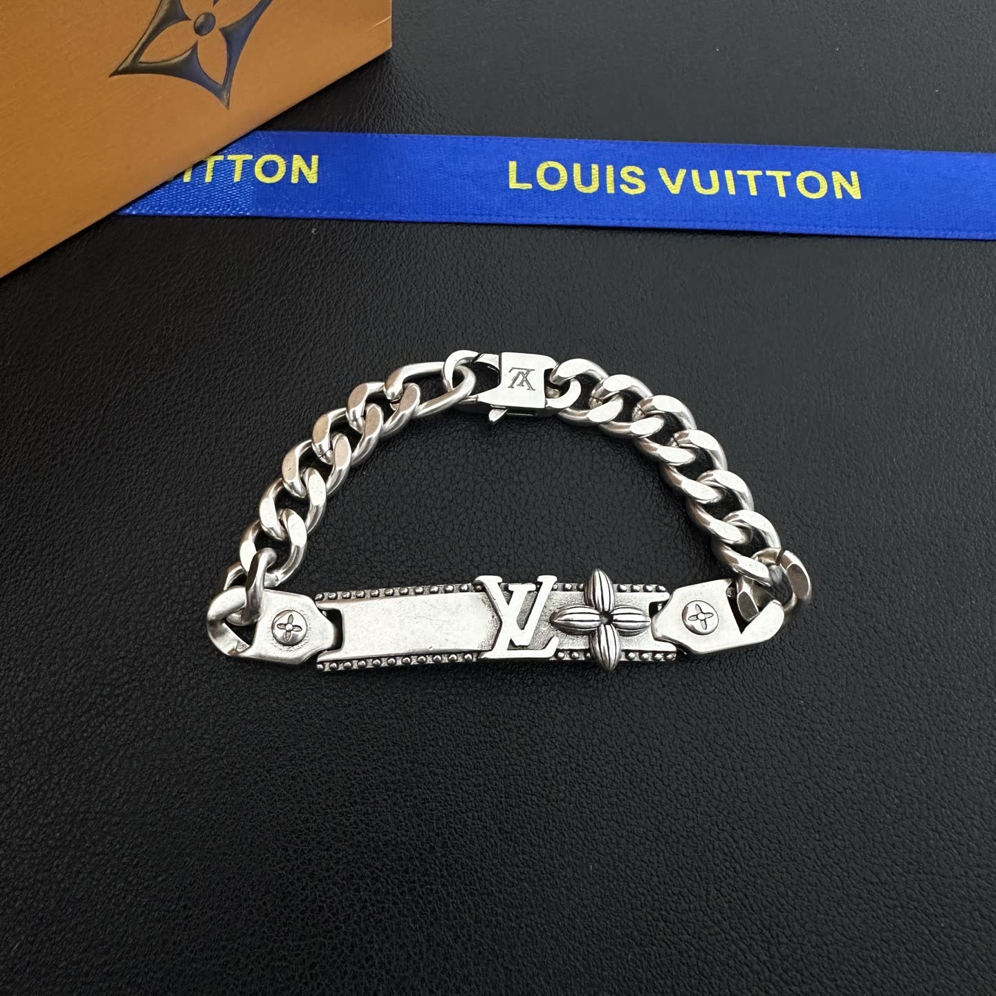Louis Vuitton LV Bracelet